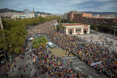 La cinco marchas independentistas colapsan las principales vías de Barcelona