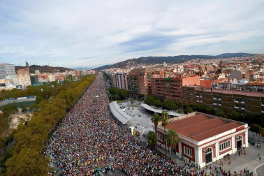 La cinco marchas independentistas colapsan las principales vías de Barcelona