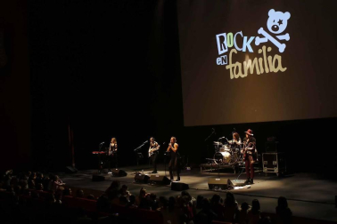 Todas las fotos del espectáculo de Minimusic organizado en Baluarte.