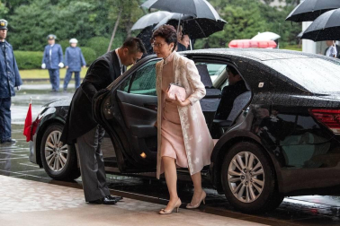 Los Reyes de España, junto a  2.000 invitados con representantes de las diversas monarquías europeas, asistieron a la ceremonia celebrada en el Palacio Imperial de Tokio este martes, 22 de octubre.