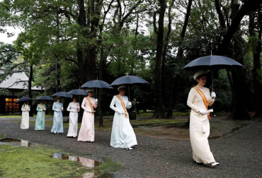 Los Reyes de España, junto a  2.000 invitados con representantes de las diversas monarquías europeas, asistieron a la ceremonia celebrada en el Palacio Imperial de Tokio este martes, 22 de octubre.