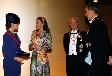 Los Reyes de España, junto a  2.000 invitados con representantes de las diversas monarquías europeas, asistieron a la ceremonia celebrada en el Palacio Imperial de Tokio este martes, 22 de octubre.