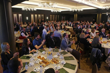 Un centenar de directivos y empresarios asistieron al acto organizado por la entidad financiera y Diario de Navarra.