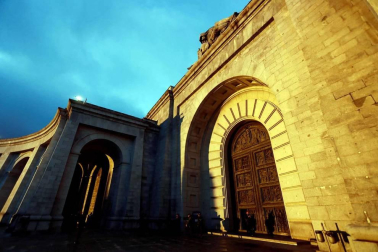 Todas las fotos del día de la exhumación de los restos del dictador del Valle de los Caídos