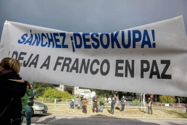 Todas las fotos del día de la exhumación de los restos del dictador del Valle de los Caídos