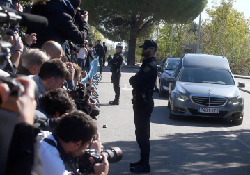Los restos del dictador Francisco Franco, son trasladados desde el Valle de los Caídos hasta el cementerio de El Pardo Mingorrubio.