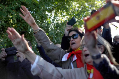 Los restos del dictador Francisco Franco, son trasladados desde el Valle de los Caídos hasta el cementerio de El Pardo Mingorrubio.