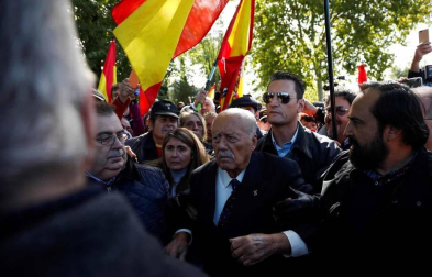 Los restos del dictador Francisco Franco, son trasladados desde el Valle de los Caídos hasta el cementerio de El Pardo Mingorrubio.