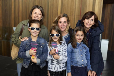Tina Turner, Janice Joplin, Debbie Harry, Lady Gaga, Aurora Beltrán o Rosalía. El pasado domingo, 20 de octubre, el festival 'Minimusic' volvió a reunir en Baluarte a personas de todas las edades, en esta ocasión para rendir homenaje a las mejores intérpretes femeninas que han dejado huella o siguen haciendo historia en la escena musical.