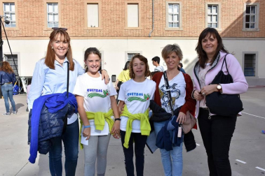 El pasado sábado 19 Tudela fue el escenario de la celebración del 40º aniversario del grupo de montaña y tiempo libre Quetzal. Los participantes disfrutaron de varios juegos, de una paellada, de conciertos y de un café-bingo para cumplir a lo grande.