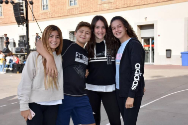 El pasado sábado 19 Tudela fue el escenario de la celebración del 40º aniversario del grupo de montaña y tiempo libre Quetzal. Los participantes disfrutaron de varios juegos, de una paellada, de conciertos y de un café-bingo para cumplir a lo grande.