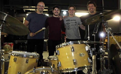 La banda de música de Lesaka goza de gran vitalidad gracias al compromiso y dedicación de sus 52 miembros y a la afición de un pueblo que llena la plaza cada vez que actúan