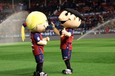Todas las fotos del la afición en el Osasuna - Valencia