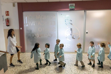 Alumnado del colegio La Anunciata de Tudela-FESD durante una jornada lectiva.