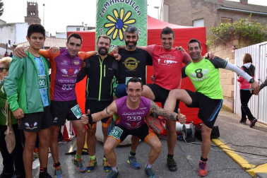 El pasado sábado 26 y domingo 27 de octubre los vecinos de Monteagudo recibieron la V edición de la Roman Race. La carrera consiste en completar un recorrido establecido en el menor tiempo posible con la dificultad añadida de superar obstáculos naturales, artificiales como pruebas físicas de fuerza y resistencia.