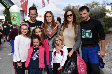El pasado sábado 26 y domingo 27 de octubre los vecinos de Monteagudo recibieron la V edición de la Roman Race. La carrera consiste en completar un recorrido establecido en el menor tiempo posible con la dificultad añadida de superar obstáculos naturales, artificiales como pruebas físicas de fuerza y resistencia.