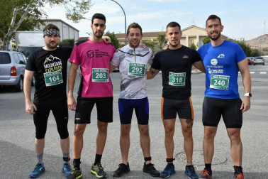 El pasado sábado 26 y domingo 27 de octubre los vecinos de Monteagudo recibieron la V edición de la Roman Race. La carrera consiste en completar un recorrido establecido en el menor tiempo posible con la dificultad añadida de superar obstáculos naturales, artificiales como pruebas físicas de fuerza y resistencia.