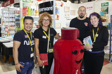 Del 25 al 27 de octubre se celebró en Refena la Feria Outlet Pamplona 2019. Tres días para disfrutar de descuentos de hasta el 70% en grandes marcas de cosmética, moda, snow, skate, deporte, infantil, complementos, zapatillas, streetstyle, calzado, hogar, etc.