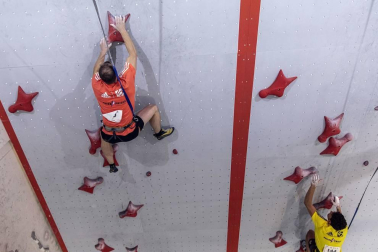 Fotos de las pruebas de velocidad en la disputa del Campeonato de España de Escalada que se celebra en Rocópolis