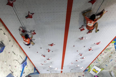 Fotos de las pruebas de velocidad en la disputa del Campeonato de España de Escalada que se celebra en Rocópolis