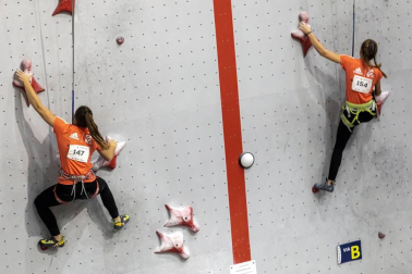 Fotos de las pruebas de velocidad en la disputa del Campeonato de España de Escalada que se celebra en Rocópolis
