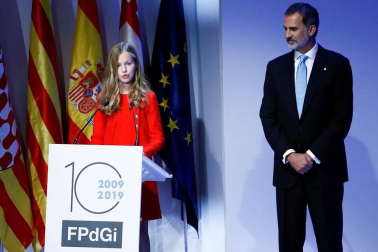 Los Reyes, acompañados por sus hijas, presiden este lunes la décima edición de los Premios Princesa de Girona 2019, en medio de las protestas y movilizaciones independentistas por la sentencia del 'procès'.
