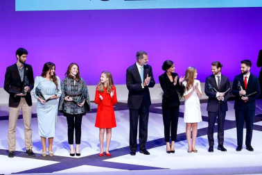 Los Reyes, acompañados por sus hijas, presiden este lunes la décima edición de los Premios Princesa de Girona 2019, en medio de las protestas y movilizaciones independentistas por la sentencia del 'procès'.