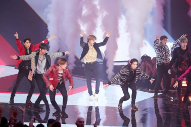 La gala de los European Music Awards (EMAs) fue otra noche de triunfo inusitado para la música española en los fueros de MTV gracias a Rosalía.