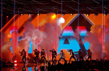 La gala de los European Music Awards (EMAs) fue otra noche de triunfo inusitado para la música española en los fueros de MTV gracias a Rosalía.