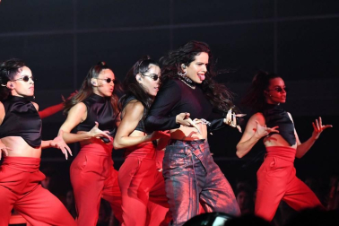 La gala de los European Music Awards (EMAs) fue otra noche de triunfo inusitado para la música española en los fueros de MTV gracias a Rosalía.