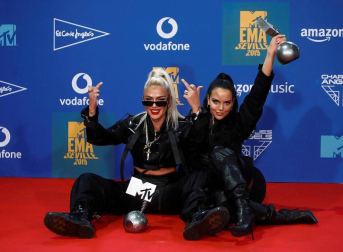 La gala de los European Music Awards (EMAs) fue otra noche de triunfo inusitado para la música española en los fueros de MTV gracias a Rosalía.