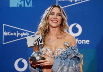 La gala de los European Music Awards (EMAs) fue otra noche de triunfo inusitado para la música española en los fueros de MTV gracias a Rosalía.