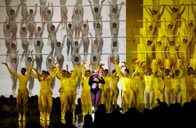 La gala de los European Music Awards (EMAs) fue otra noche de triunfo inusitado para la música española en los fueros de MTV gracias a Rosalía.