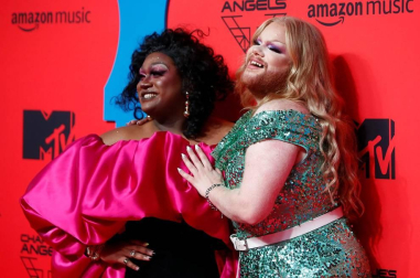 La gala de los European Music Awards (EMAs) fue otra noche de triunfo inusitado para la música española en los fueros de MTV gracias a Rosalía.