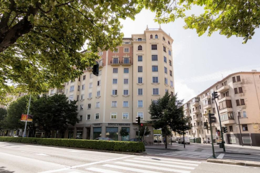 En pleno centro de la ciudad, a 5 minutos de la Plaza de Toros y del Club de Tenis