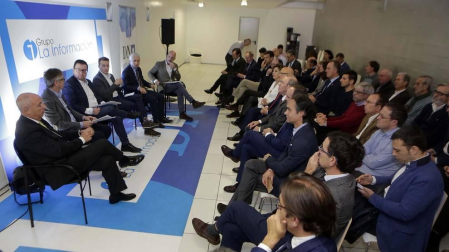 Carlos Zufía Sanz, Javier Tajadura Tejada, Luis Campos Iturralde, Javier Taberna Jiménez y Carlos Medrano Sola han debatido sobre la próxima cita electoral