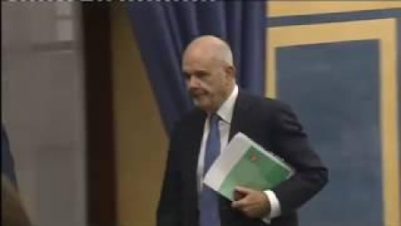 Chaves abandona la comisión de investigación en el Parlamento de Andalucía