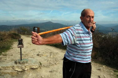 ¿Cuántas personas dedican un poco de tiempo al día a prestar atención a las maravillas cotidianas? La pregunta la lanza al lector el psicólogo del Teléfono de la Esperanza Alfonso Echávarri