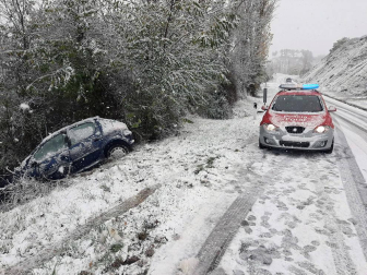 La nieve ha vuelto a Navarra en las últimas horas. La cota subirá en las próximas horas hasta los 1.200/1.000 metros.