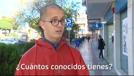 Un estudio asegura que en España tenemos de media 536 conocidos