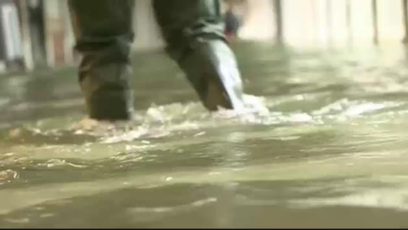 Venecia se inunda por el 'acqua alta'