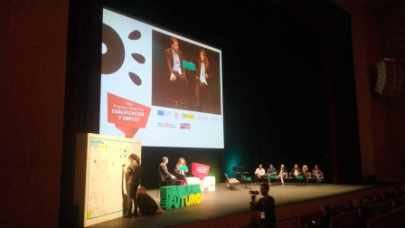 16 hombres y mujeres de diferentes generaciones y disciplinas compartieron experiencias en Navarra con Futuro