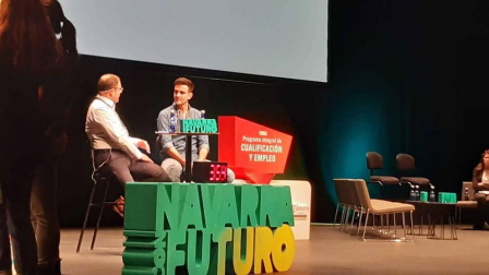 16 hombres y mujeres de diferentes generaciones y disciplinas compartieron experiencias en Navarra con Futuro