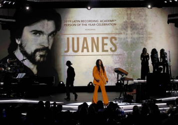 Juanes, leyenda en los Latin Grammy: "Nadie te puede parar cuando sueñas"