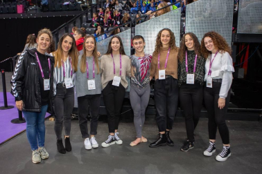 15.000 personas se han congregado en el Navarra Arena entre los días 6 y 10 de noviembre para disfrutar, por segundo año consecutivo, de los Campeonatos de España de Gimnasia Rítmica. De entre las cerca de 3.500 atletas que han participado en las diferentes competiciones, 111 de ellas representaron a clubes de Navarra.