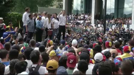 Juan Guaidó llama a reactivar las protestas contra Maduro