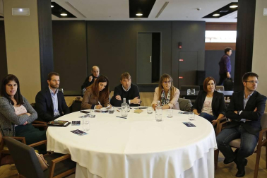 Un centenar de personas participó en la cita celebrada en Pamplona este lunes, 18 de noviembre de 2019.