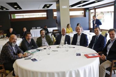 Un centenar de personas participó en la cita celebrada en Pamplona este lunes, 18 de noviembre de 2019.