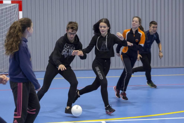 Alumnado del colegio Calasanz Escolapios de Pamplona durante una jornada lectiva.