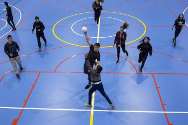 Alumnado del colegio Calasanz Escolapios de Pamplona durante una jornada lectiva.
